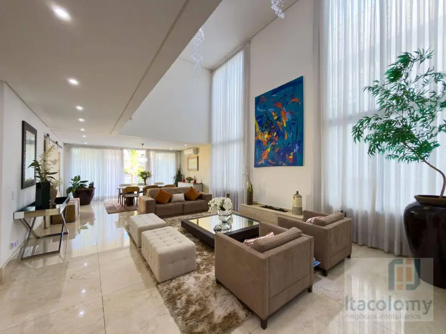 Foto 3 de Casa de Condomínio com 4 quartos à venda, 420m2 em Santana De Parnaiba - SP