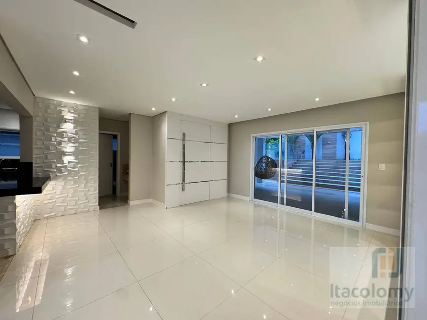 Foto 6 de Casa de Condomínio com 5 quartos para alugar, 532m2 em Santana De Parnaiba - SP