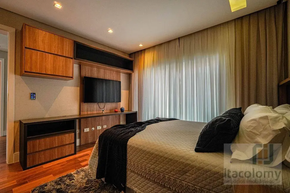 Casa de Condomínio com 4 quartos à venda, 540m2 em Tamboré, Santana De Parnaiba - SP - imagem 7 Foto 7 de Casa de Condomínio com 4 quartos à venda, 540m2 em Tamboré, Santana De Parnaiba - SP