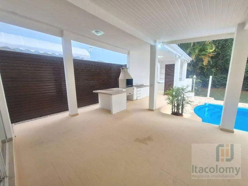 Casa de Condomínio com 4 quartos à venda e para alugar, 1143m2 em Santana De Parnaiba - SP - imagem 5 Foto 5 de Casa de Condomínio com 4 quartos à venda e para alugar, 1143m2 em Santana De Parnaiba - SP