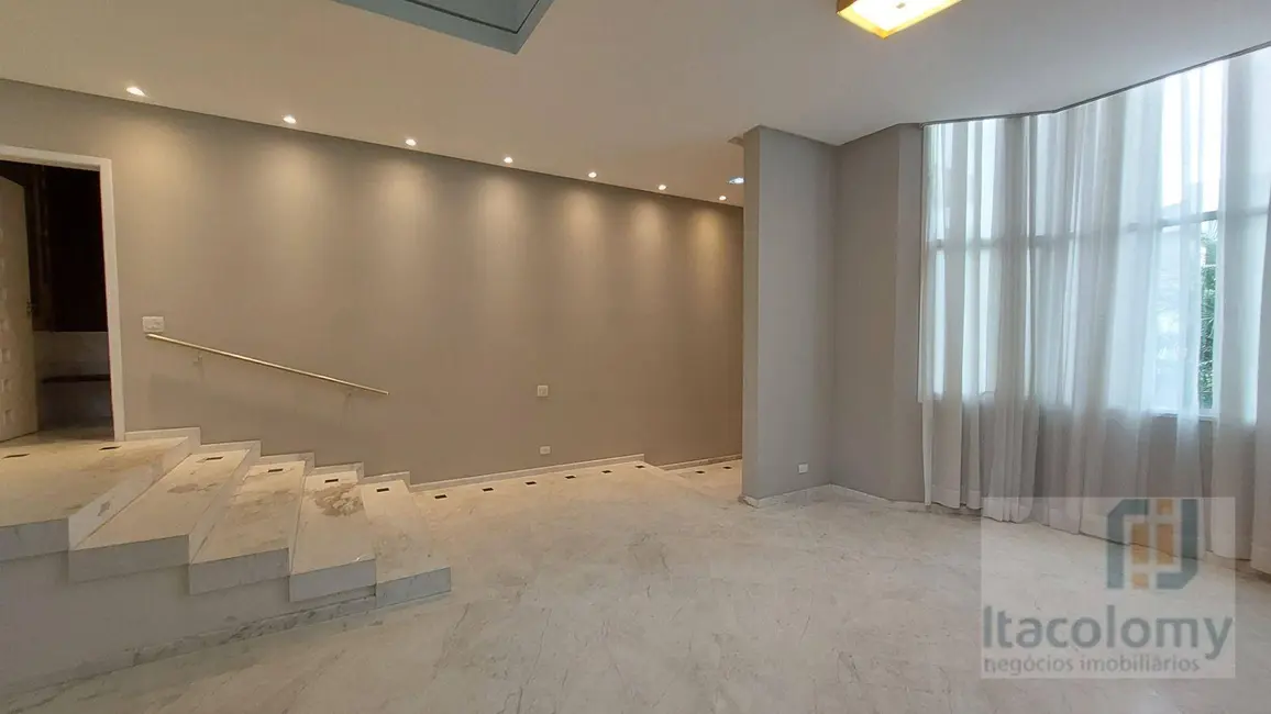 Casa de Condomínio com 3 quartos à venda e para alugar, 541m2 em Santana De Parnaiba - SP - imagem 7 Foto 7 de Casa de Condomínio com 3 quartos à venda e para alugar, 541m2 em Santana De Parnaiba - SP