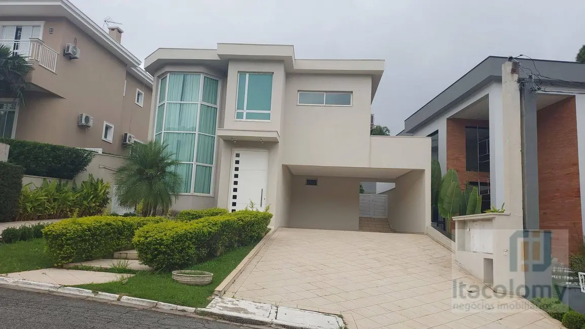 Casa de Condomínio com 3 quartos à venda e para alugar, 541m2 em Santana De Parnaiba - SP - imagem 4 Foto 4 de Casa de Condomínio com 3 quartos à venda e para alugar, 541m2 em Santana De Parnaiba - SP