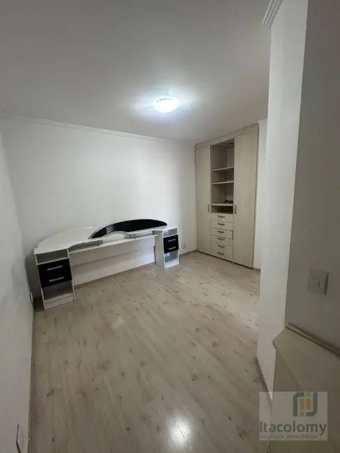 Foto 9 de Apartamento com 3 quartos para alugar, 84m2 em Alphaville Industrial, Barueri - SP