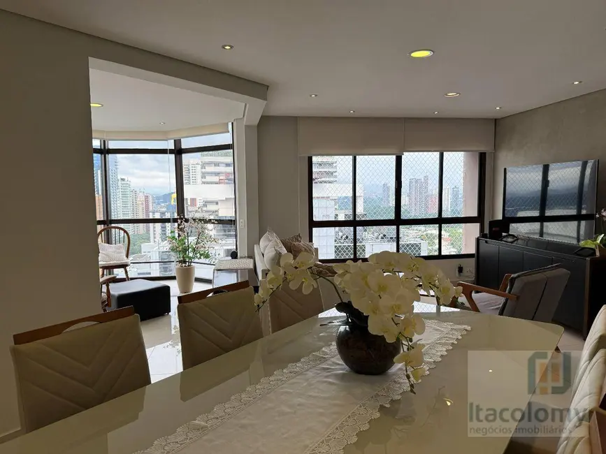 Foto 3 de Apartamento com 3 quartos para alugar, 127m2 em Alphaville Industrial, Barueri - SP