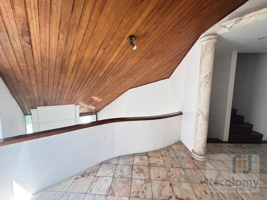 Casa de Condomínio com 5 quartos à venda e para alugar, 360m2 em Santana De Parnaiba - SP - imagem 6 Foto 6 de Casa de Condomínio com 5 quartos à venda e para alugar, 360m2 em Santana De Parnaiba - SP