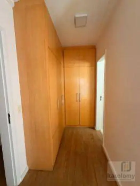 Apartamento com 4 quartos para alugar, 168m2 em Alphaville Industrial, Barueri - SP - imagem 8 Foto 8 de Apartamento com 4 quartos para alugar, 168m2 em Alphaville Industrial, Barueri - SP