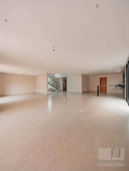 Casa de Condomínio com 4 quartos à venda, 420m2 em Santana De Parnaiba - SP - imagem 4 Foto 4 de Casa de Condomínio com 4 quartos à venda, 420m2 em Santana De Parnaiba - SP