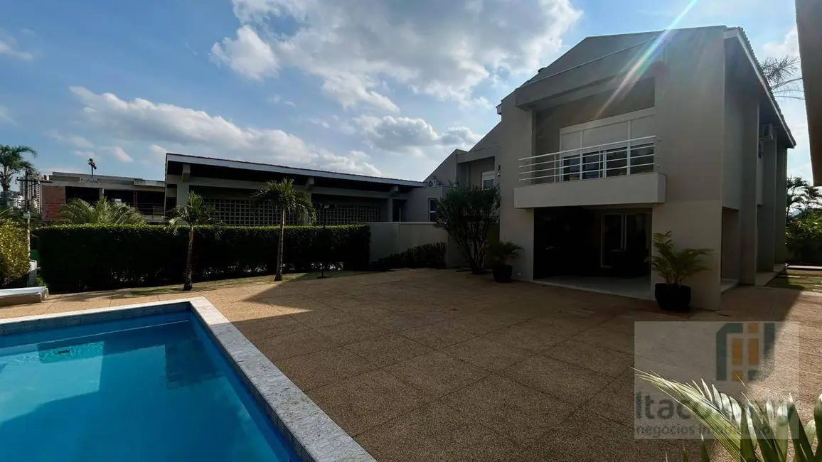Casa de Condomínio com 4 quartos para alugar, 1156m2 em Barueri - SP - imagem 2 Foto 2 de Casa de Condomínio com 4 quartos para alugar, 1156m2 em Barueri - SP