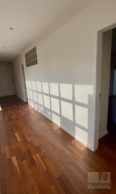 Casa de Condomínio com 4 quartos para alugar, 1156m2 em Barueri - SP - imagem 9 Foto 9 de Casa de Condomínio com 4 quartos para alugar, 1156m2 em Barueri - SP