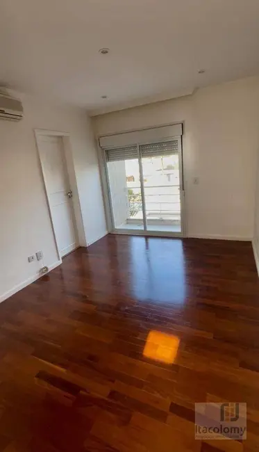 Casa de Condomínio com 4 quartos para alugar, 1156m2 em Barueri - SP - imagem 8 Foto 8 de Casa de Condomínio com 4 quartos para alugar, 1156m2 em Barueri - SP
