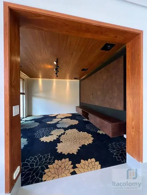 Foto 9 de Casa de Condomínio com 3 quartos à venda, 560m2 em Tamboré, Santana De Parnaiba - SP