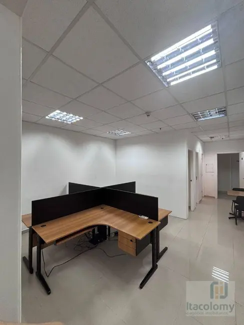 Sala Comercial para alugar, 50m2 em Alphaville Industrial, Barueri - SP - imagem 8 Foto 8 de Sala Comercial para alugar, 50m2 em Alphaville Industrial, Barueri - SP