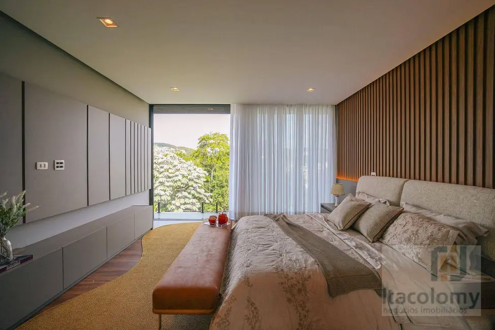 Casa de Condomínio com 4 quartos à venda, 600m2 em Santana De Parnaiba - SP - imagem 6 Foto 6 de Casa de Condomínio com 4 quartos à venda, 600m2 em Santana De Parnaiba - SP