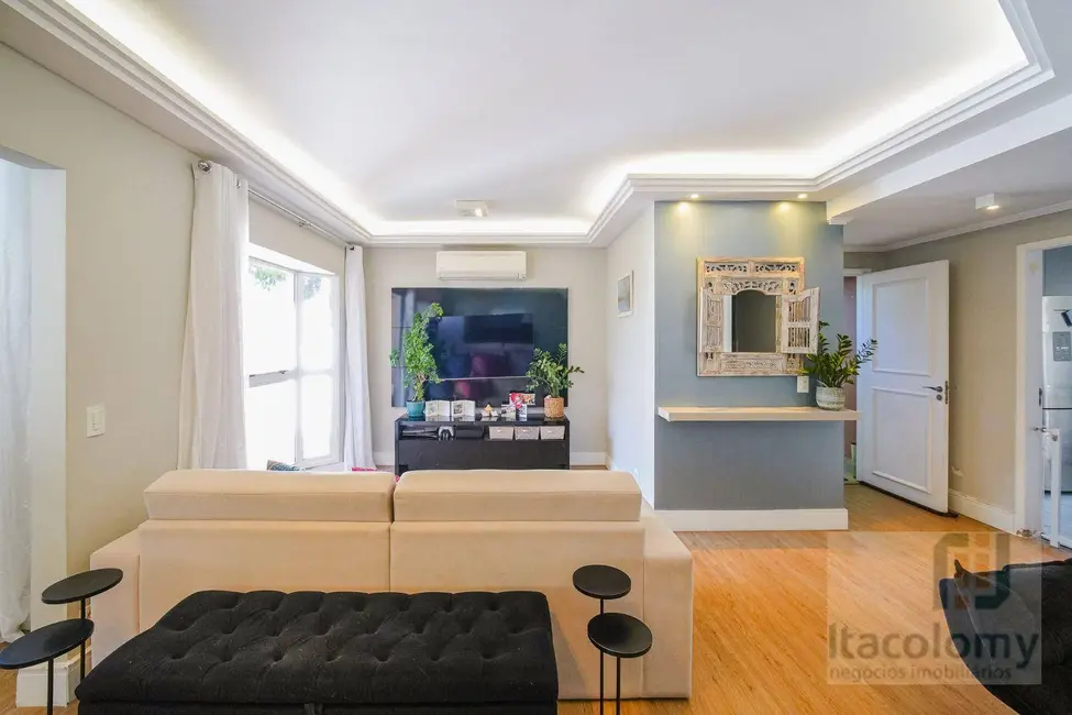 Casa de Condomínio com 3 quartos à venda, 180m2 em Tamboré, Santana De Parnaiba - SP - imagem 3 Foto 3 de Casa de Condomínio com 3 quartos à venda, 180m2 em Tamboré, Santana De Parnaiba - SP