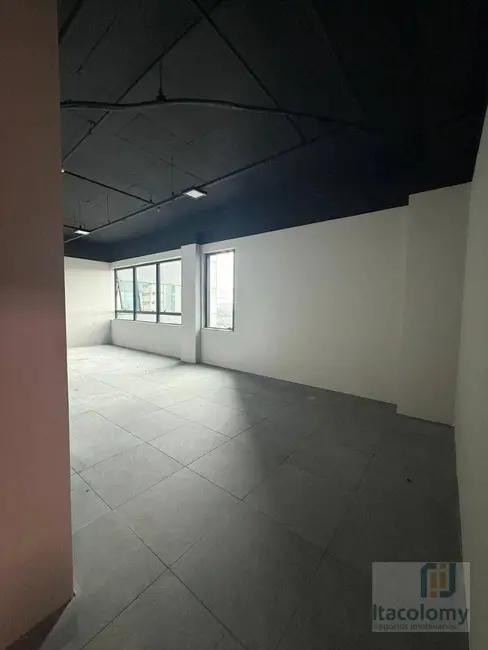Foto 4 de Sala Comercial para alugar, 51m2 em Alphaville Industrial, Barueri - SP