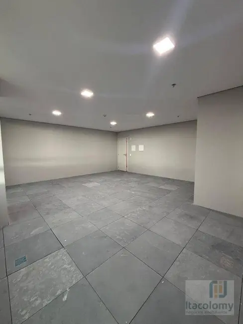 Foto 5 de Sala Comercial para alugar, 49m2 em Alphaville Industrial, Barueri - SP