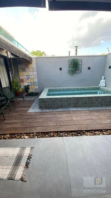 Foto 4 de Casa de Condomínio com 3 quartos à venda, 250m2 em Santana De Parnaiba - SP