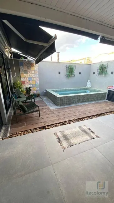 Foto 6 de Casa de Condomínio com 3 quartos à venda, 250m2 em Santana De Parnaiba - SP