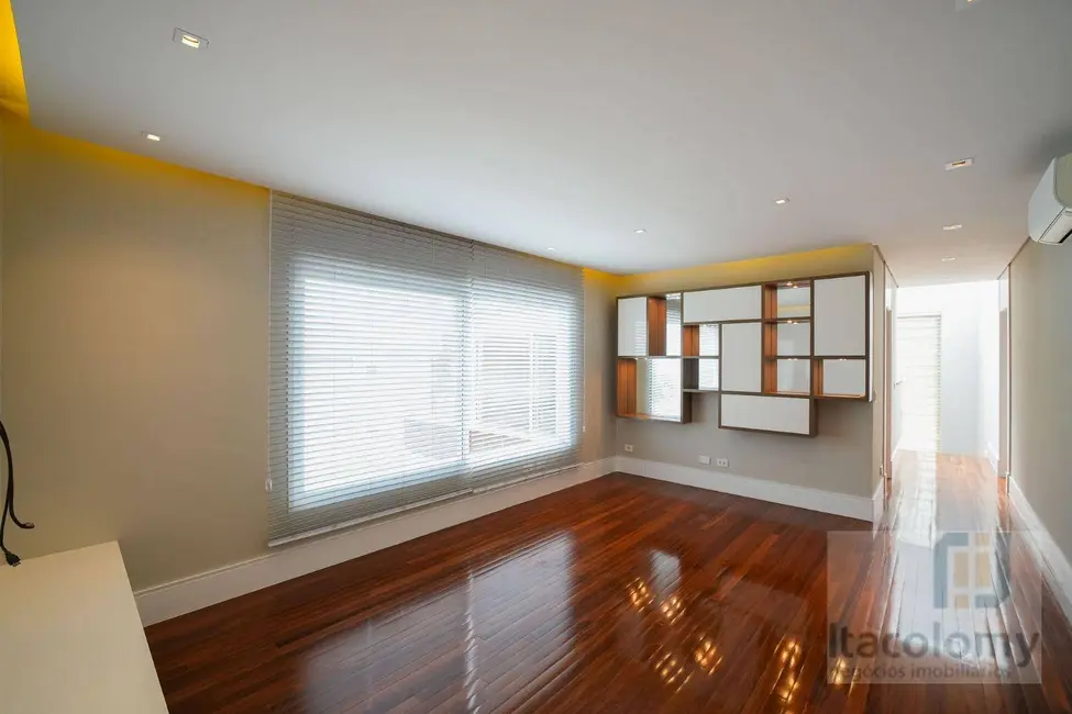 Casa de Condomínio com 4 quartos à venda, 480m2 em Paiol Velho, Santana De Parnaiba - SP - imagem 9 Foto 9 de Casa de Condomínio com 4 quartos à venda, 480m2 em Paiol Velho, Santana De Parnaiba - SP