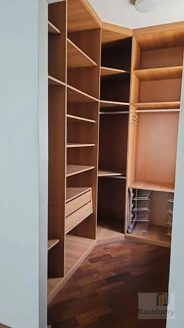 Casa de Condomínio com 3 quartos à venda, 160m2 em Tamboré, Santana De Parnaiba - SP - imagem 5 Foto 5 de Casa de Condomínio com 3 quartos à venda, 160m2 em Tamboré, Santana De Parnaiba - SP