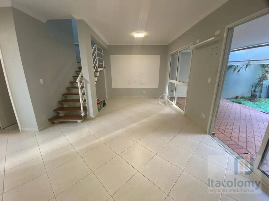 Casa de Condomínio com 3 quartos à venda, 160m2 em Tamboré, Santana De Parnaiba - SP - imagem 1 Foto 1 de Casa de Condomínio com 3 quartos à venda, 160m2 em Tamboré, Santana De Parnaiba - SP