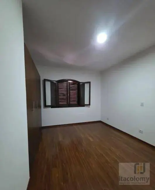 Foto 9 de Casa de Condomínio com 3 quartos à venda e para alugar, 360m2 em Santana De Parnaiba - SP
