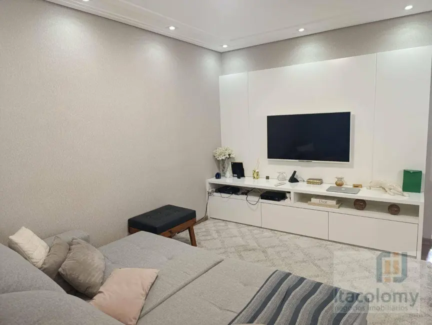 Apartamento com 2 quartos para alugar, 77m2 em Empresarial 18 do Forte, Barueri - SP - imagem 8 Foto 8 de Apartamento com 2 quartos para alugar, 77m2 em Empresarial 18 do Forte, Barueri - SP