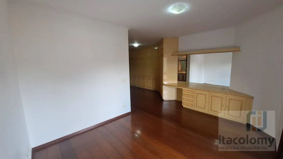 Casa de Condomínio com 4 quartos para alugar, 416m2 em Santana De Parnaiba - SP - imagem 6 Foto 6 de Casa de Condomínio com 4 quartos para alugar, 416m2 em Santana De Parnaiba - SP