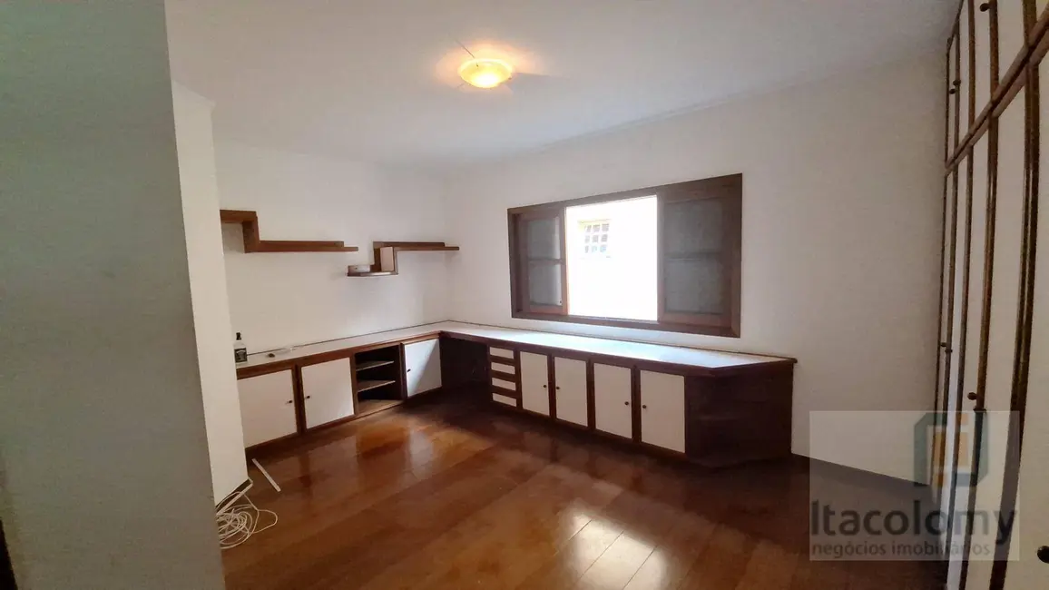 Casa de Condomínio com 4 quartos para alugar, 416m2 em Santana De Parnaiba - SP - imagem 8 Foto 8 de Casa de Condomínio com 4 quartos para alugar, 416m2 em Santana De Parnaiba - SP