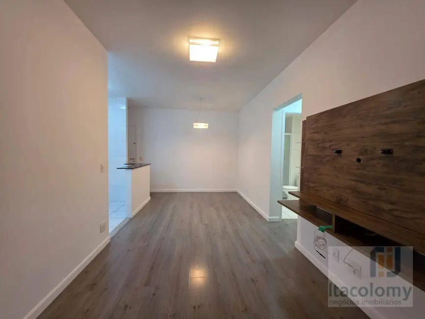Apartamento com 2 quartos para alugar, 68m2 em Alphaville Industrial, Barueri - SP - imagem 8 Foto 8 de Apartamento com 2 quartos para alugar, 68m2 em Alphaville Industrial, Barueri - SP