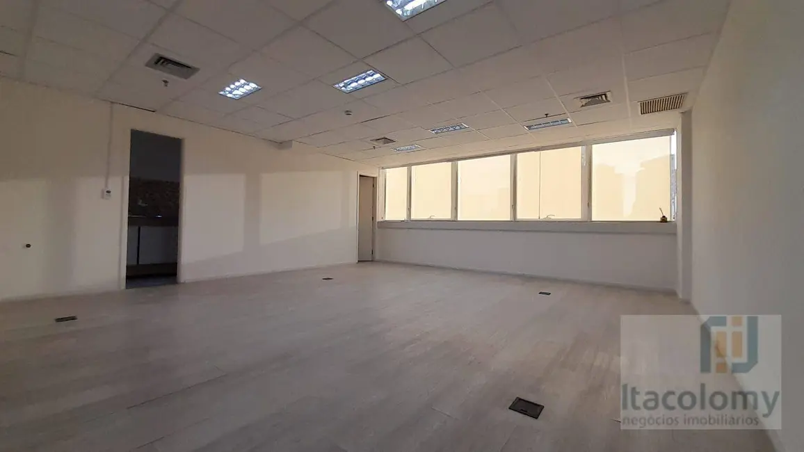 Foto 1 de Sala Comercial para alugar, 47m2 em Barueri - SP