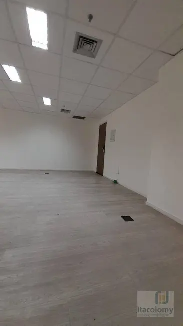 Foto 4 de Sala Comercial para alugar, 47m2 em Barueri - SP