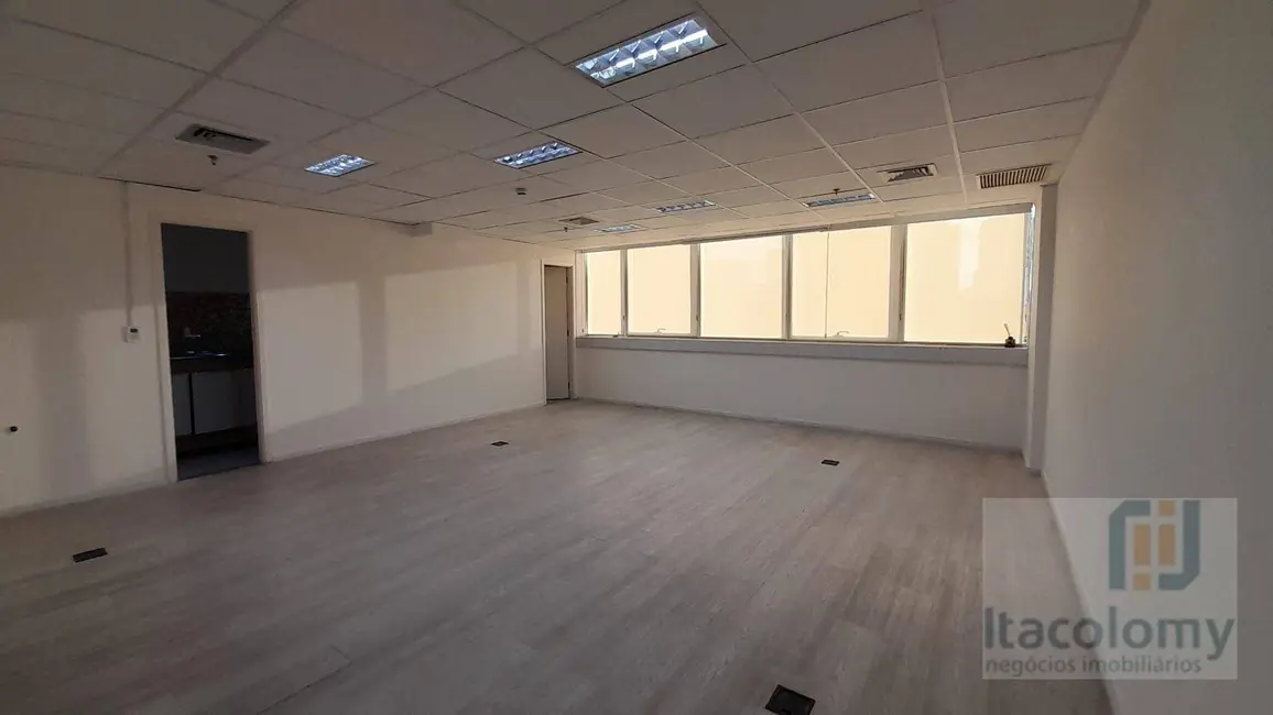 Foto 6 de Sala Comercial para alugar, 47m2 em Barueri - SP