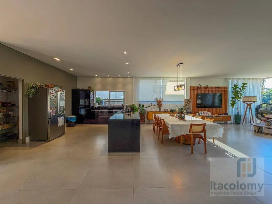 Foto 8 de Casa de Condomínio com 4 quartos à venda, 387m2 em Santana De Parnaiba - SP