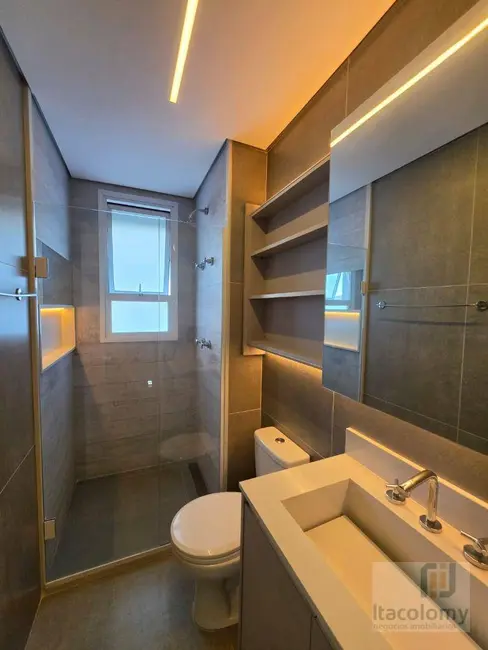 Apartamento com 2 quartos para alugar, 70m2 em Empresarial 18 do Forte, Barueri - SP - imagem 3 Foto 3 de Apartamento com 2 quartos para alugar, 70m2 em Empresarial 18 do Forte, Barueri - SP