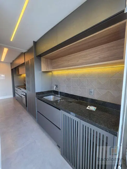 Apartamento com 2 quartos para alugar, 70m2 em Empresarial 18 do Forte, Barueri - SP - imagem 6 Foto 6 de Apartamento com 2 quartos para alugar, 70m2 em Empresarial 18 do Forte, Barueri - SP