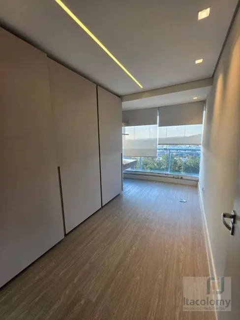 Apartamento com 2 quartos para alugar, 70m2 em Empresarial 18 do Forte, Barueri - SP - imagem 5 Foto 5 de Apartamento com 2 quartos para alugar, 70m2 em Empresarial 18 do Forte, Barueri - SP
