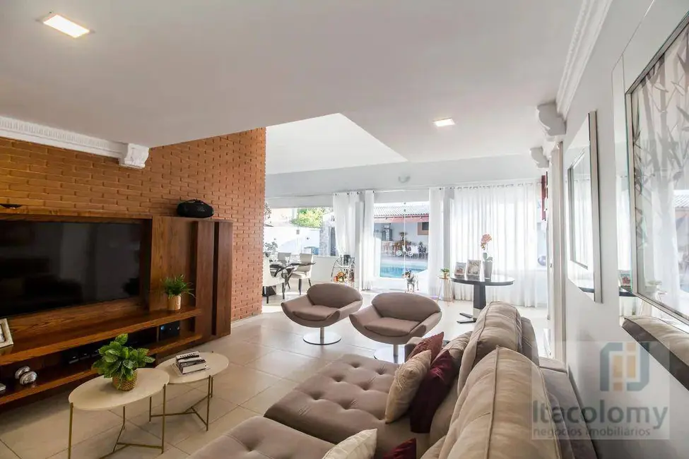 Casa de Condomínio com 2 quartos para alugar, 360m2 em Jardim América, São Paulo - SP - imagem 4 Foto 4 de Casa de Condomínio com 2 quartos para alugar, 360m2 em Jardim América, São Paulo - SP