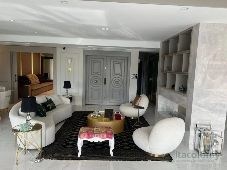 Foto 8 de Apartamento com 4 quartos à venda e para alugar, 360m2 em Barueri - SP