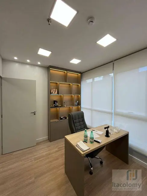 Foto 8 de Sala Comercial à venda, 62m2 em Alphaville Conde II, Barueri - SP