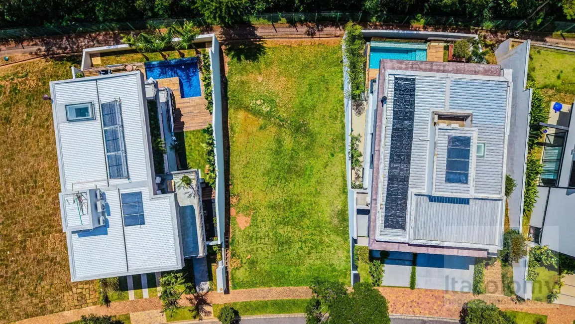 Terreno / Lote à venda, 456m2 em Santana De Parnaiba - SP - imagem 8 Foto 8 de Terreno / Lote à venda, 456m2 em Santana De Parnaiba - SP