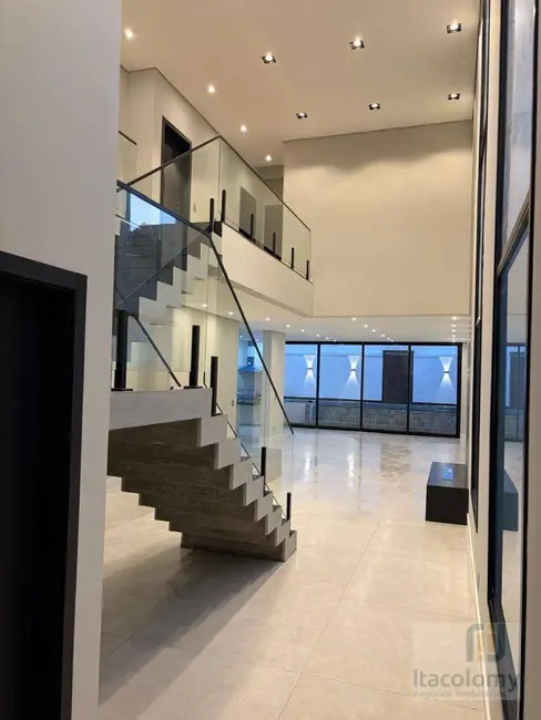 Foto 3 de Casa de Condomínio com 4 quartos à venda, 365m2 em Barueri - SP