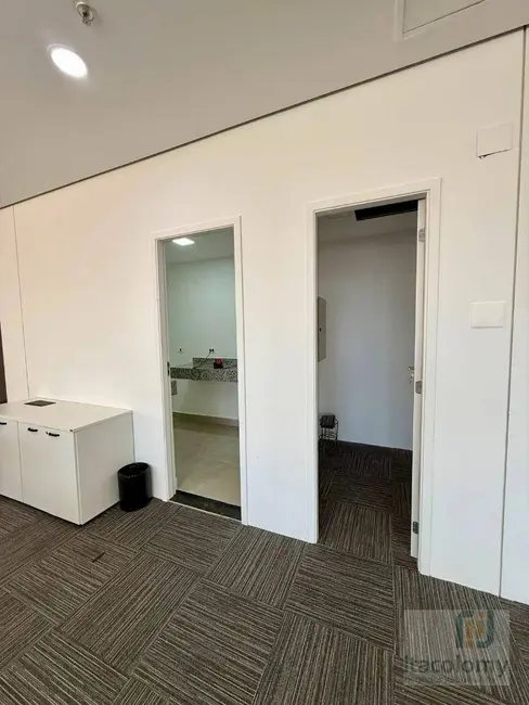 Foto 2 de Sala Comercial para alugar, 339m2 em Alphaville Industrial, Barueri - SP