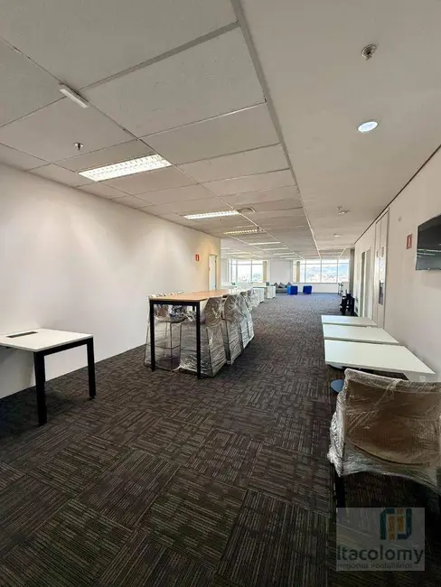 Foto 2 de Sala Comercial para alugar, 339m2 em Alphaville Industrial, Barueri - SP