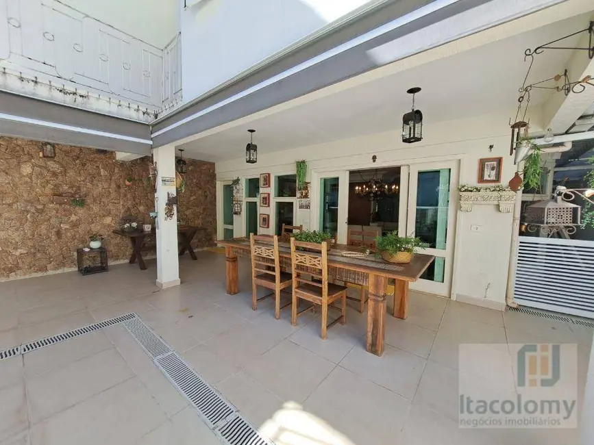 Casa de Condomínio com 4 quartos à venda, 420m2 em Santana De Parnaiba - SP - imagem 5 Foto 5 de Casa de Condomínio com 4 quartos à venda, 420m2 em Santana De Parnaiba - SP