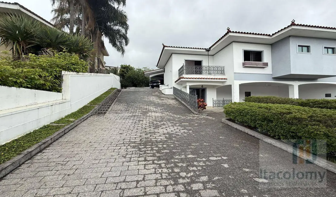 Foto 5 de Casa de Condomínio com 4 quartos para alugar, 1500m2 em Residencial Tamboré, Barueri - SP