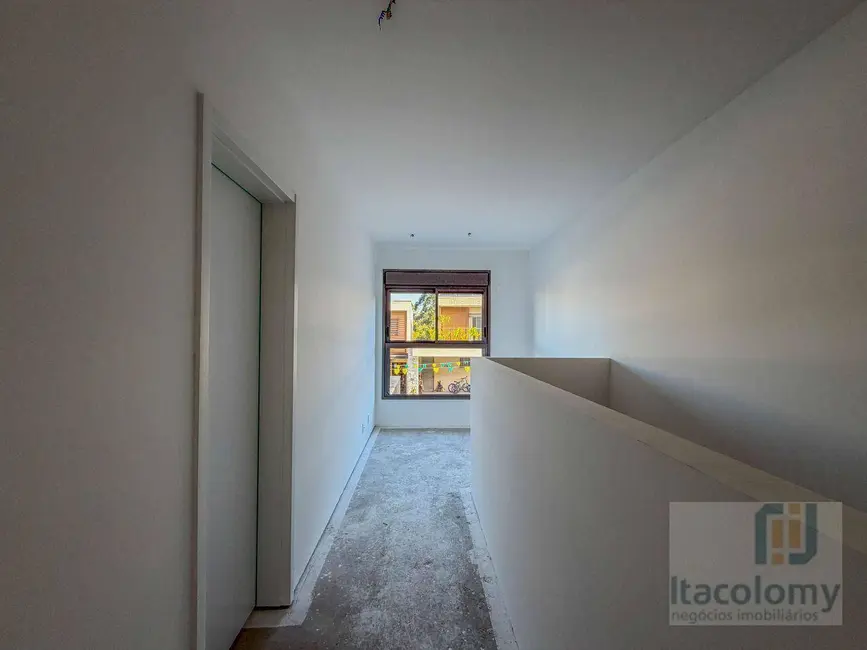 Casa de Condomínio com 3 quartos à venda, 230m2 em Tamboré, Santana De Parnaiba - SP - imagem 6 Foto 6 de Casa de Condomínio com 3 quartos à venda, 230m2 em Tamboré, Santana De Parnaiba - SP