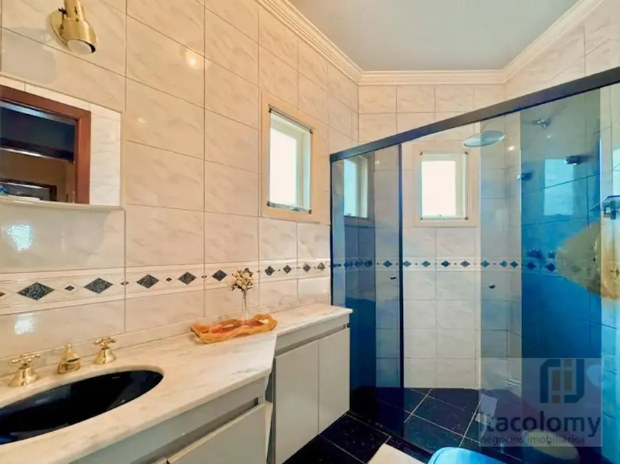 Foto 3 de Casa de Condomínio com 4 quartos à venda, 420m2 em Santana De Parnaiba - SP