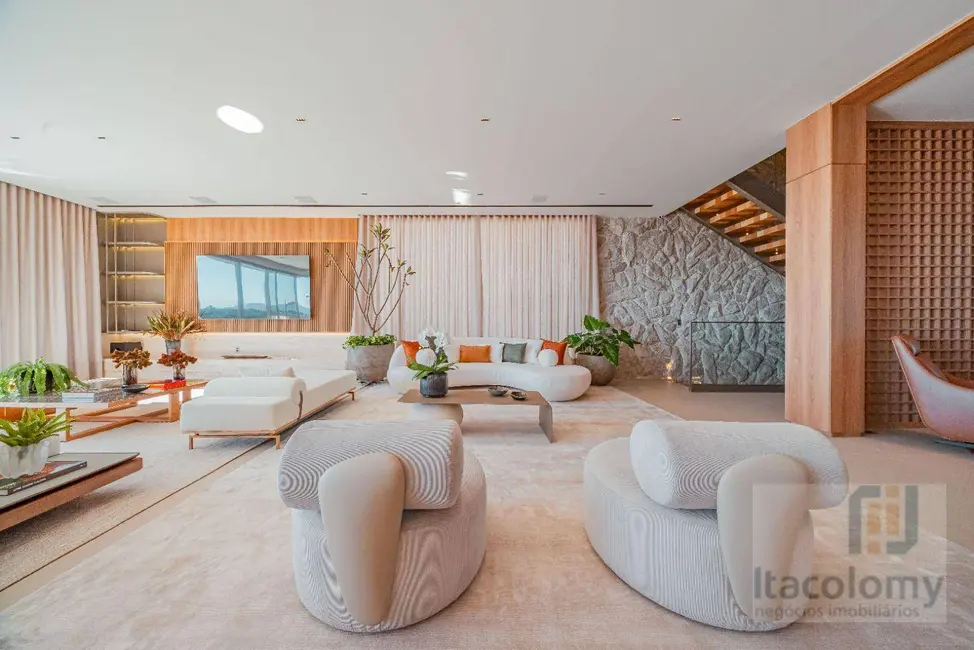 Casa de Condomínio com 4 quartos à venda, 508m2 em Alphaville, Santana De Parnaiba - SP - imagem 5 Foto 5 de Casa de Condomínio com 4 quartos à venda, 508m2 em Alphaville, Santana De Parnaiba - SP