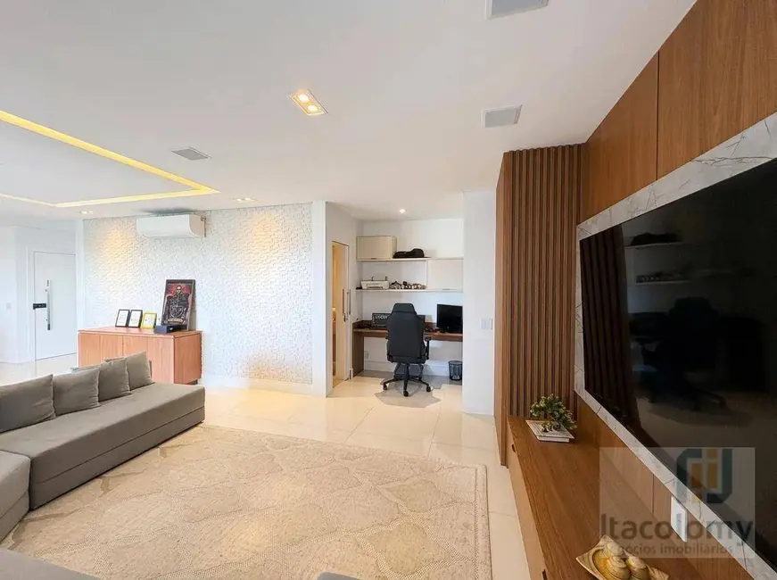 Apartamento com 3 quartos à venda, 158m2 em Santana De Parnaiba - SP - imagem 9 Foto 9 de Apartamento com 3 quartos à venda, 158m2 em Santana De Parnaiba - SP